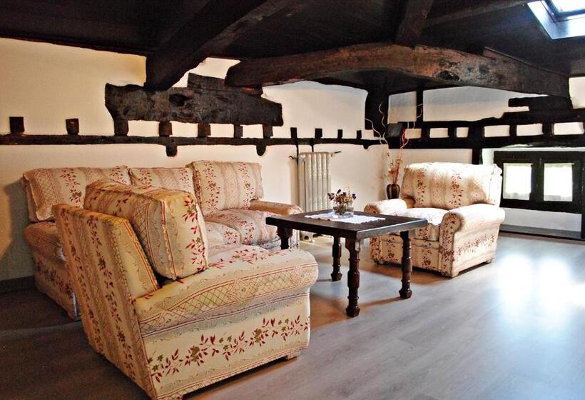 스위트, Hosteria De Quijas