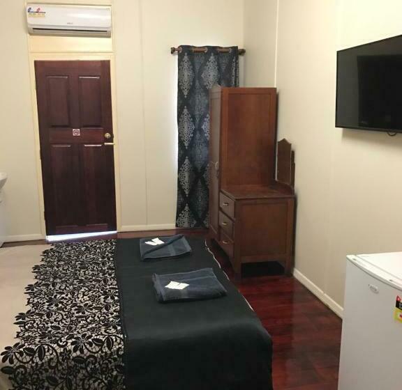 带共用浴室的标准房间, The Prince Of Wales