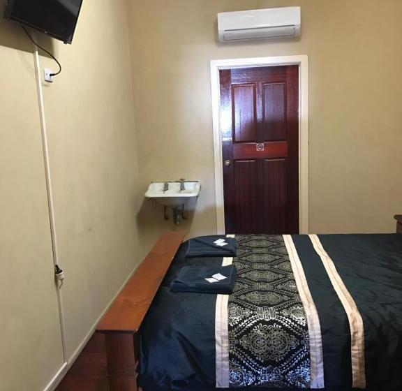 带共用浴室的标准房间, The Prince Of Wales