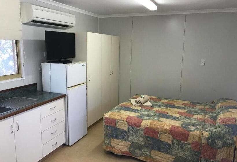 Номер Стандарт, Aaok Karratha Caravan Park