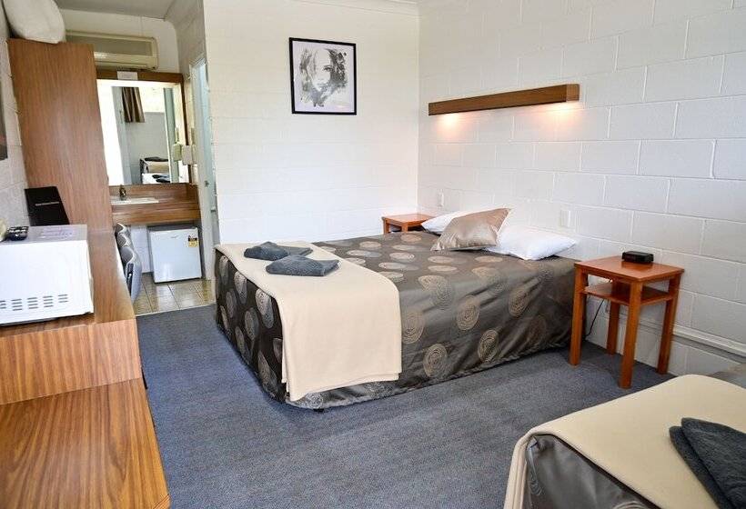 חדר סטנדרט, Byer Fountain Motor Inn