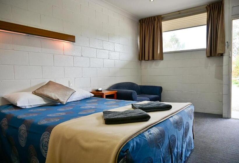 Номер Стандарт, Byer Fountain Motor Inn