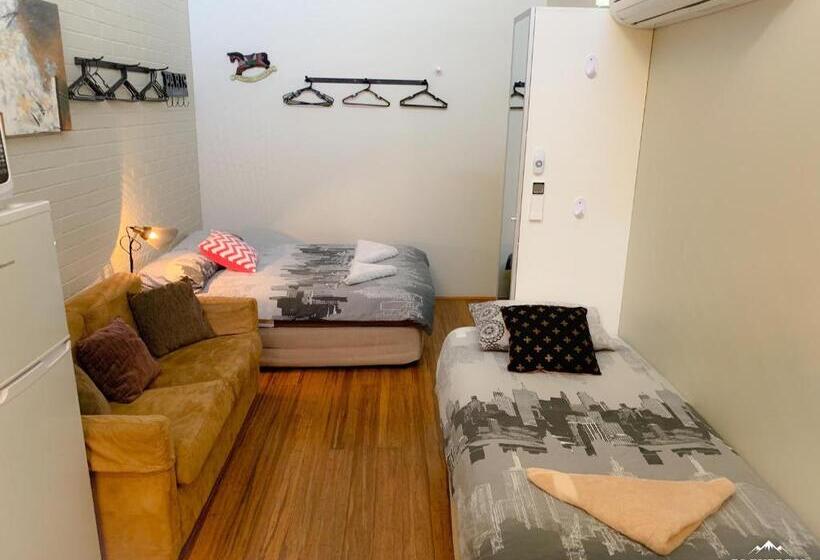 침실 1개 아파트, Westside Studio Apartments