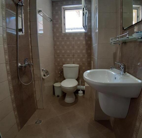 חדר סטנדרט לשלושה, Guest House Diamandievi