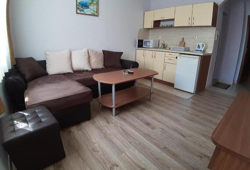 דירת חדר, Guest House Diamandievi
