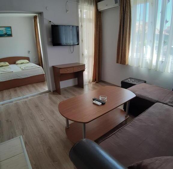 آپارتمان 1 خوابه, Guest House Diamandievi