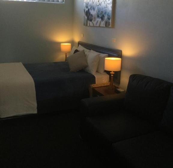 חדר סטנדרט, Tall Timbers Motel