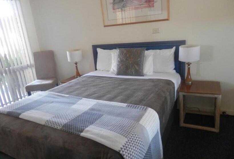 חדר סטנדרט, Tall Timbers Motel