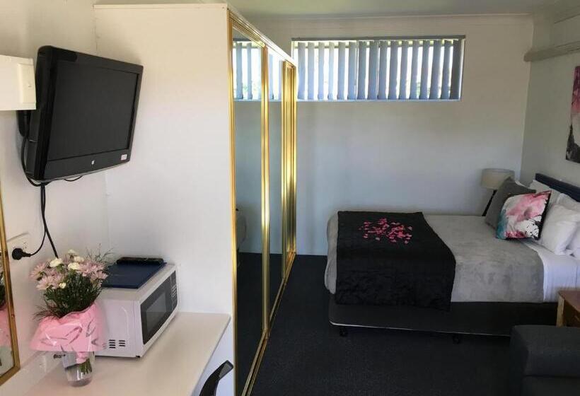 חדר סטנדרט, Tall Timbers Motel