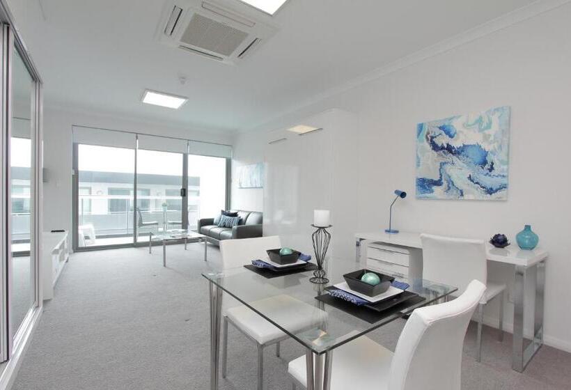 استودیوی استاندارد, 188 Apartments