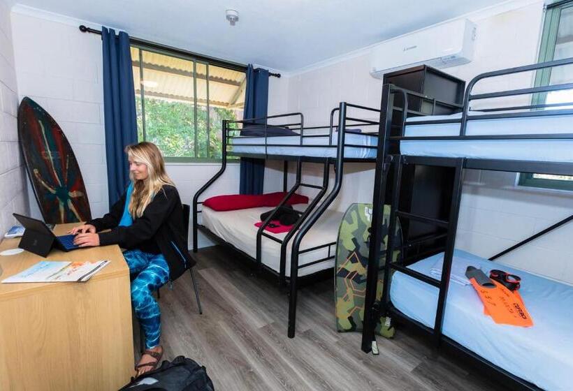 패밀리 룸 공용 욕실, Manta Lodge Yha & Scuba Centre