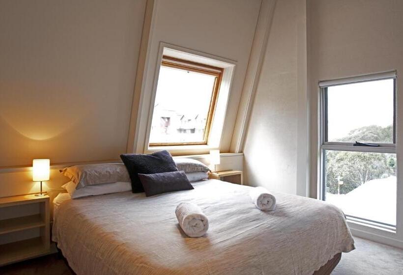 침실 4개 아파트, Altitude Apartments
