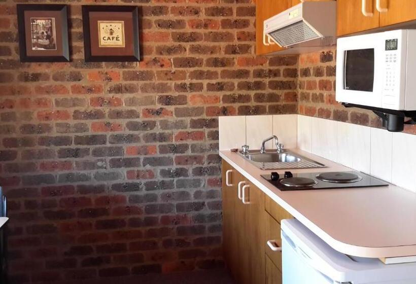 חדר סטודיו סטנדרד, Barham Colonial Motel