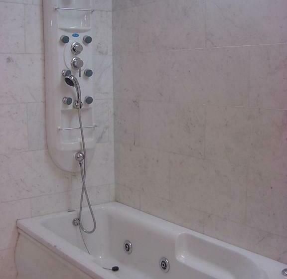 Family Suite, Petite Homestays