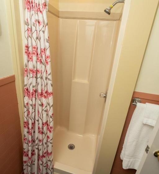 غرفة قياسية, Governor S Rock Motel