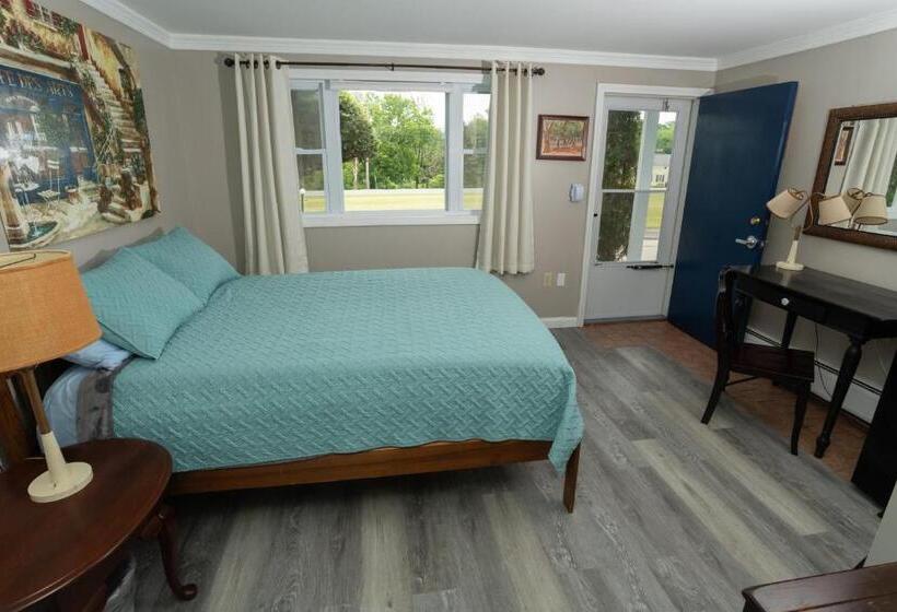 Номер Стандартный Кровать Куин, Governor S Rock Motel