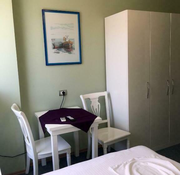 スタンダードルーム, British