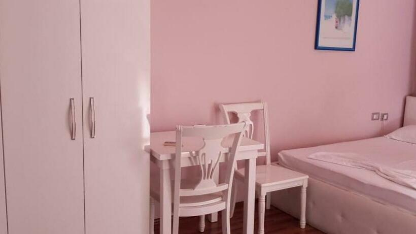 ファミリールーム, British