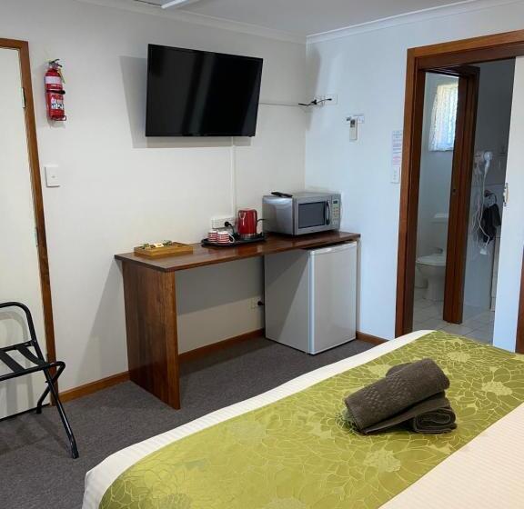 キングサイドベッドのスタンダードワンルーム, Lake Albert Motel