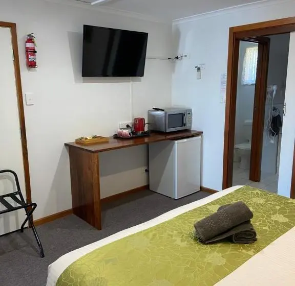 キングサイドベッドのスタンダードワンルーム, Lake Albert Motel