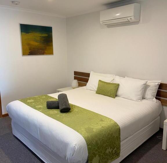 キングサイドベッドのスタンダードワンルーム, Lake Albert Motel