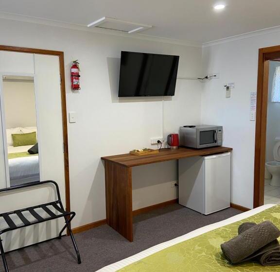 キングサイドベッドのスタンダードワンルーム, Lake Albert Motel