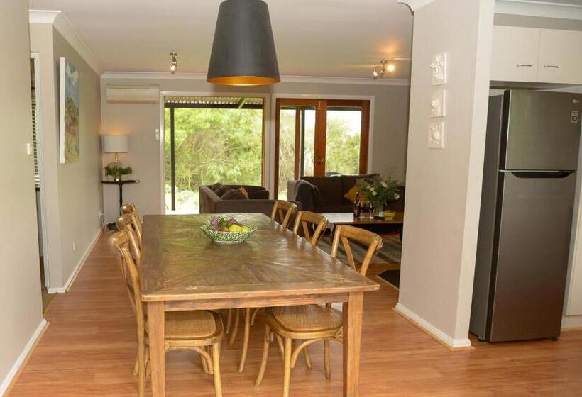 کابین, Borrodell Vineyard