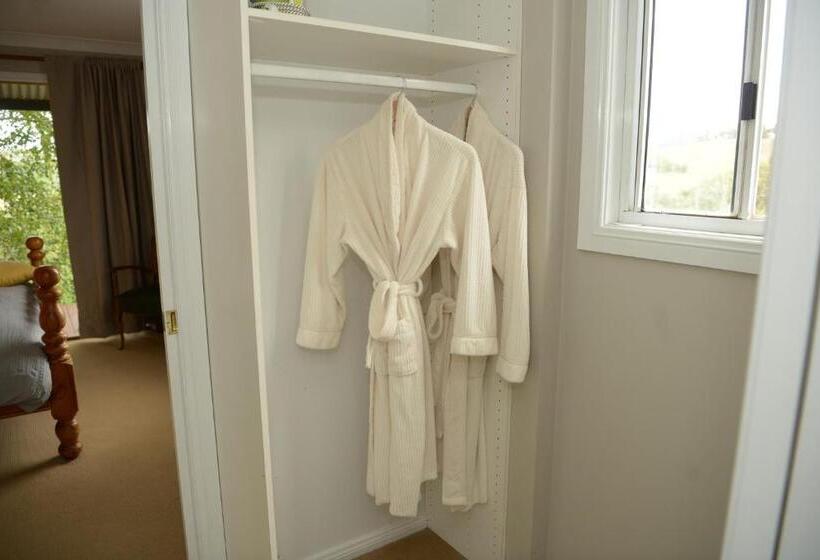 کابین, Borrodell Vineyard