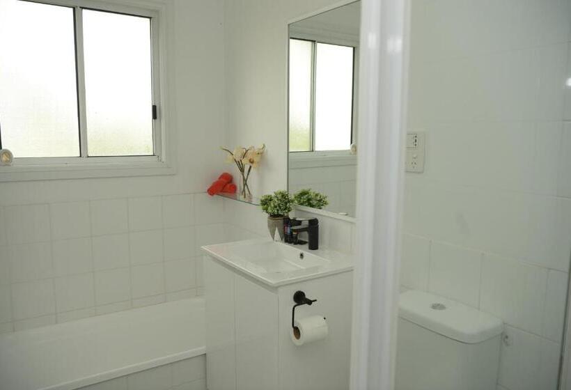 کابین, Borrodell Vineyard