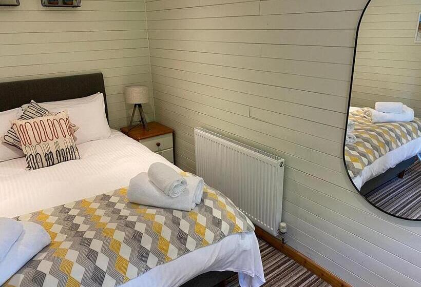 침실 2개 주택, Ivyleaf Combe Lodges