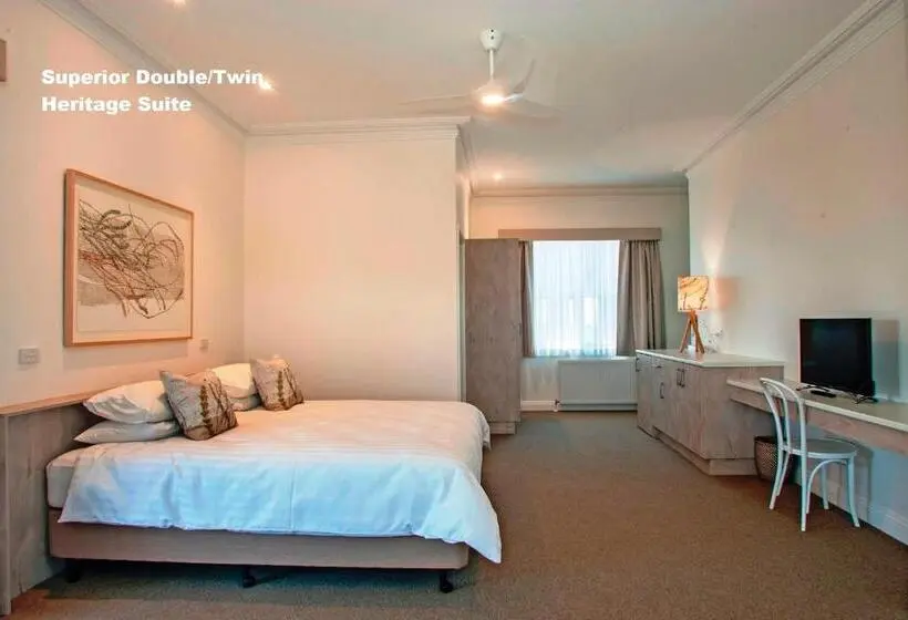 スイート, Tathra Hotel & Motel