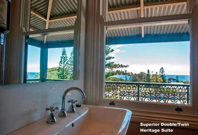 スイート, Tathra Hotel & Motel
