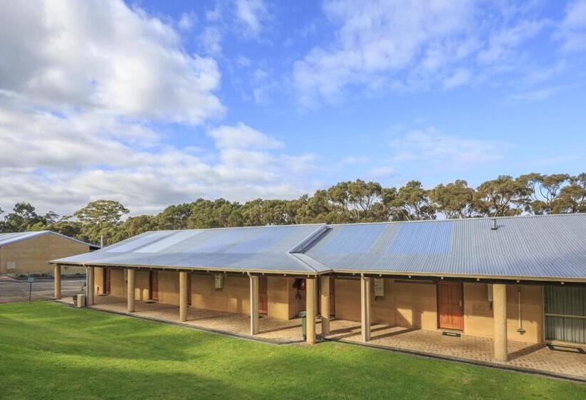 آپارتمان 2 خوابه با بالکن, The Koorabup Motel