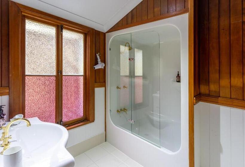 Standard room with outdoor bath, The Village B&b