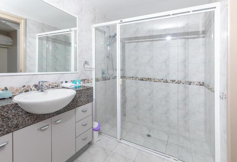 Апартаменты премиум класса с 1 спальней и видом на море, The Waterford Prestige Apartments