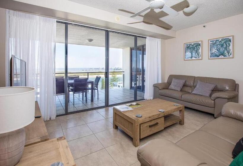 Апартаменты премиум класса с 1 спальней и видом на море, The Waterford Prestige Apartments