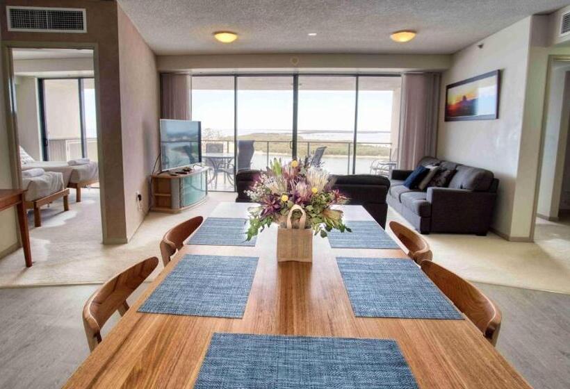 Апартаменты премиум класса с 1 спальней и видом на море, The Waterford Prestige Apartments