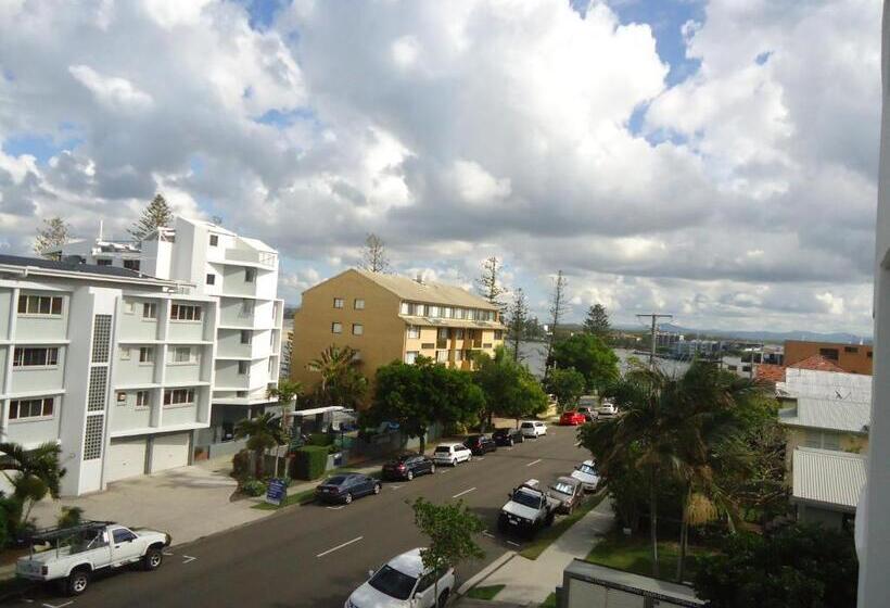 Апартаменты 1 Спальня с Видом, The Waterford Prestige Apartments