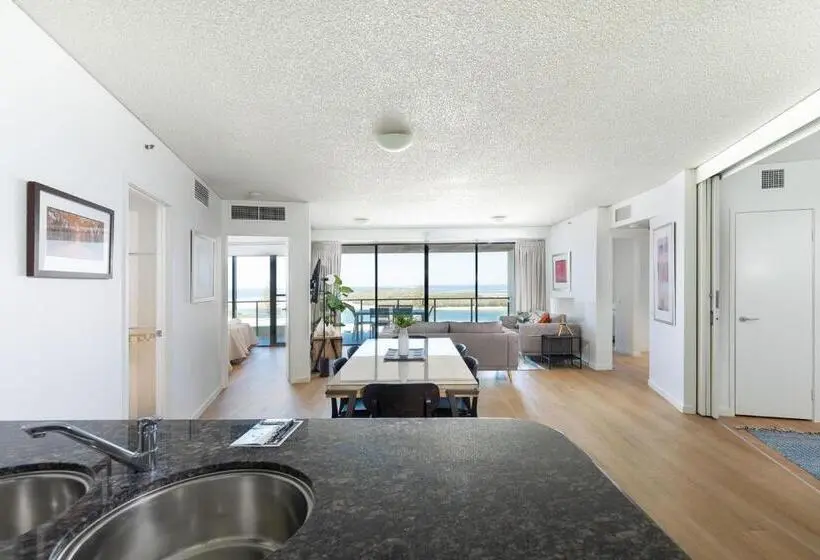 2 Bedroom Deluxe Apartment Sea View, The Waterford Prestige Apartments