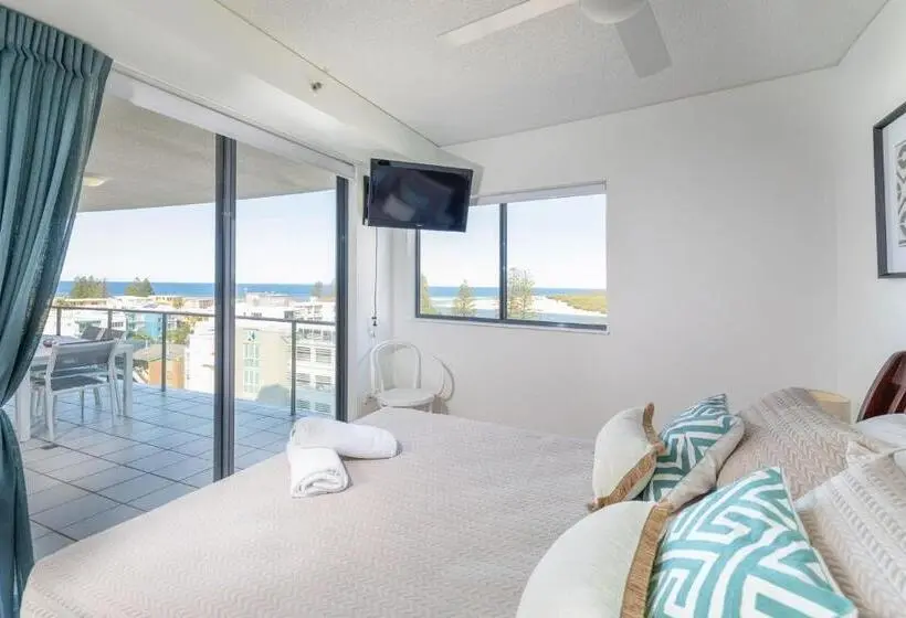 2 Bedroom Deluxe Apartment Sea View, The Waterford Prestige Apartments