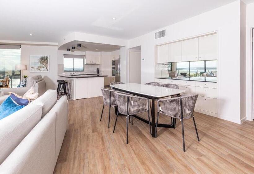 Апартаменты Пентхаус 1 Спальня, The Waterford Prestige Apartments