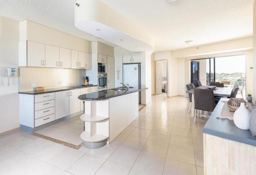 Апартаменты премиум класса с 1 спальней и видом на море, The Waterford Prestige Apartments