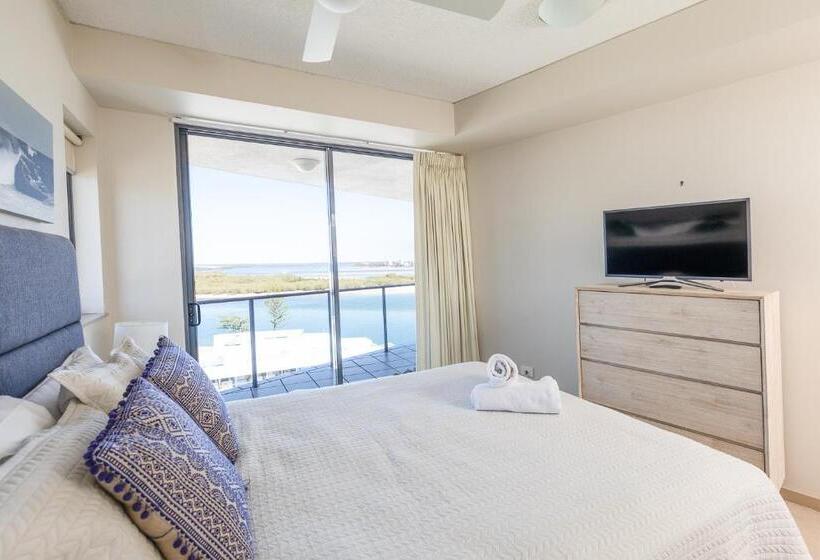 Апартаменты 2 Спальни Вид на Море, The Waterford Prestige Apartments