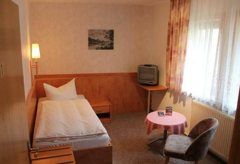 スタンダードシングルルーム, Gasthaus& Pension Zum Roten Haus