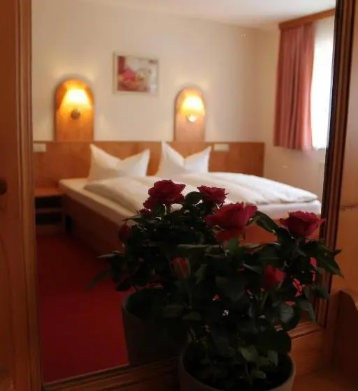 スタンダードルーム, Gasthaus& Pension Zum Roten Haus