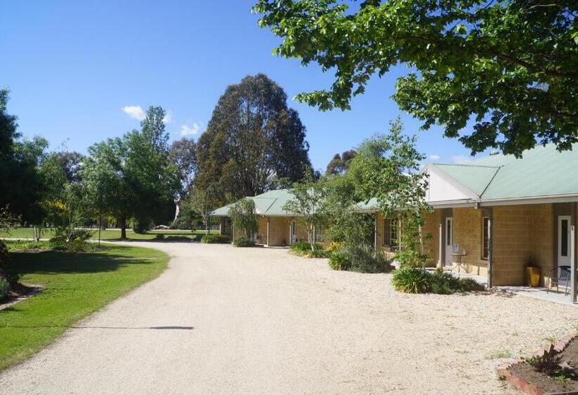 스탠다드 스튜디오, All Seasons Mansfield