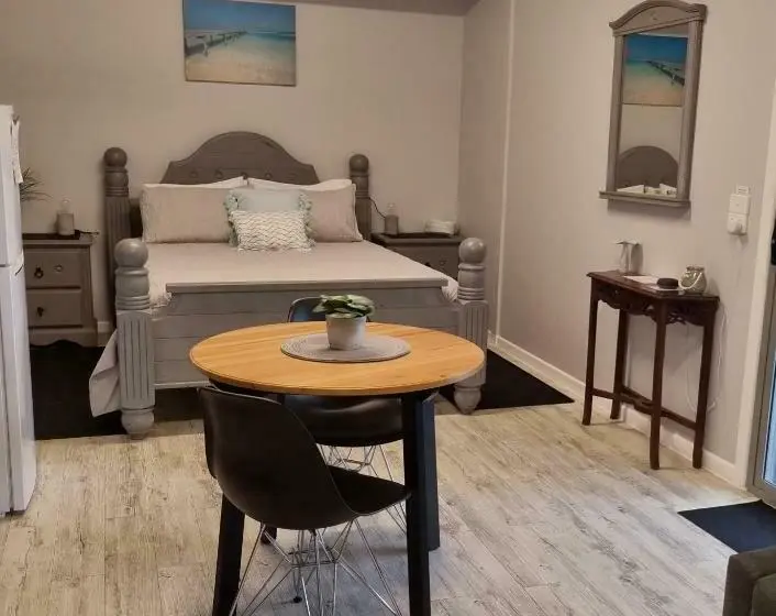 デラックスルーム, Bluegrass Bnb