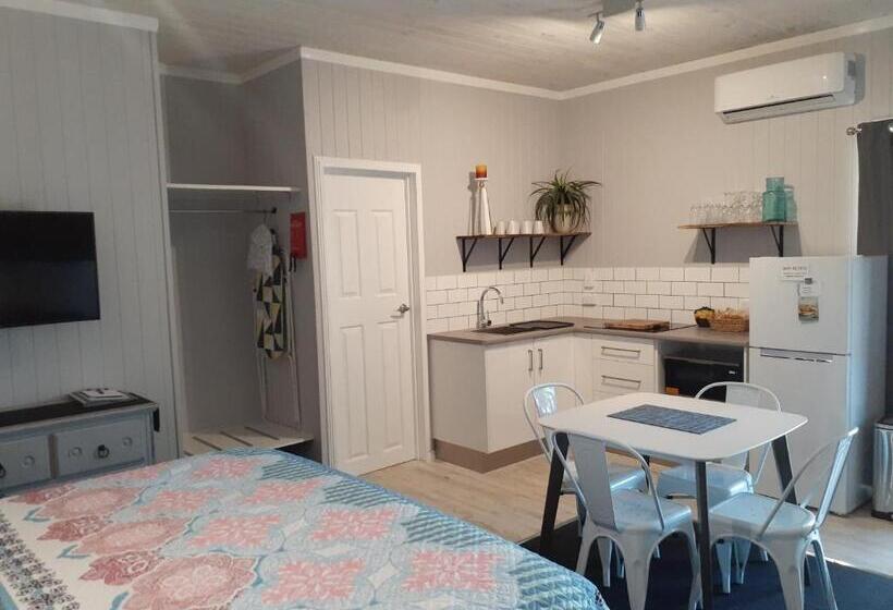 اتاق لوکس خانوادگی, Bluegrass Bnb