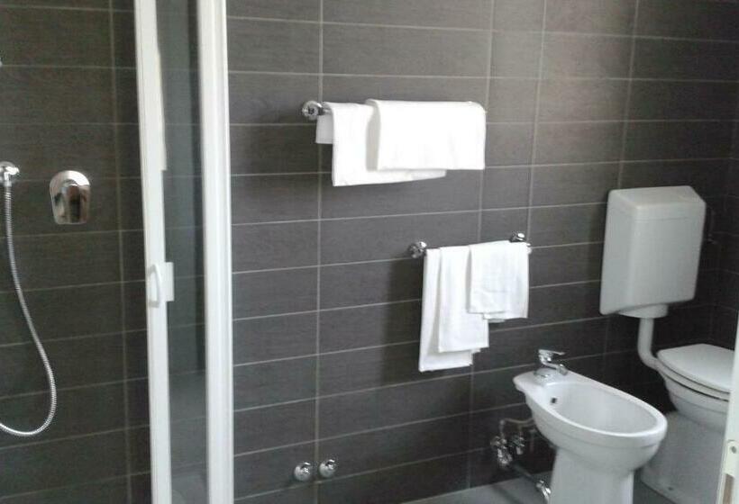 חדר סטנדרט לשלושה, Agriturismo La Sapienza