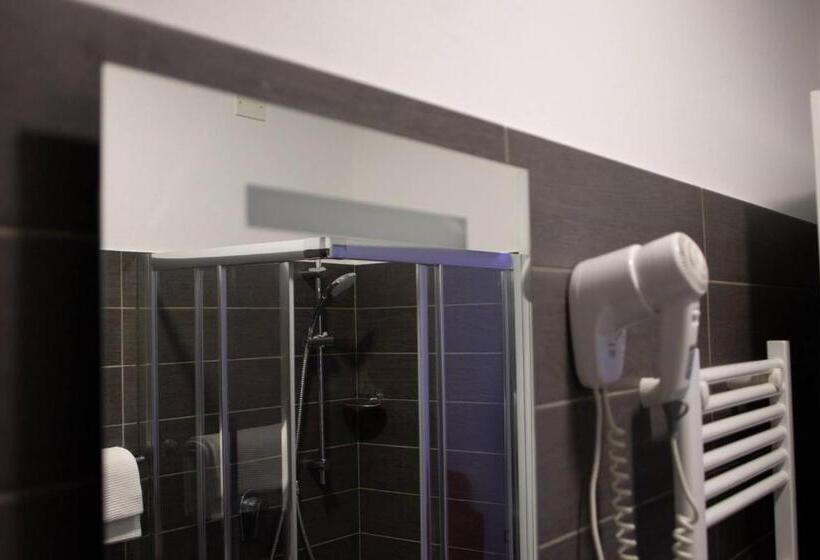 חדר סטנדרט לארבעה, Agriturismo La Sapienza